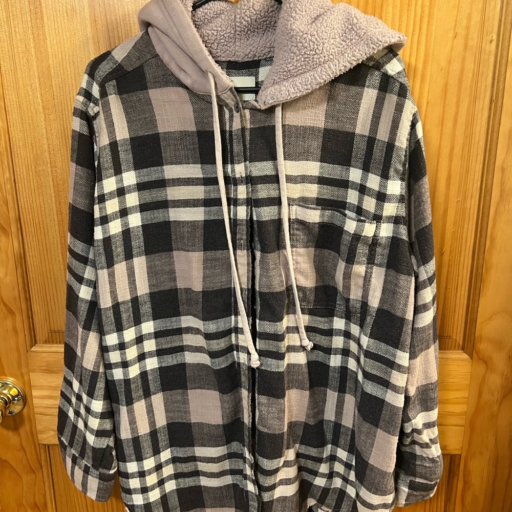 American Eagle Outfitters Checkered Sherpa Jacket